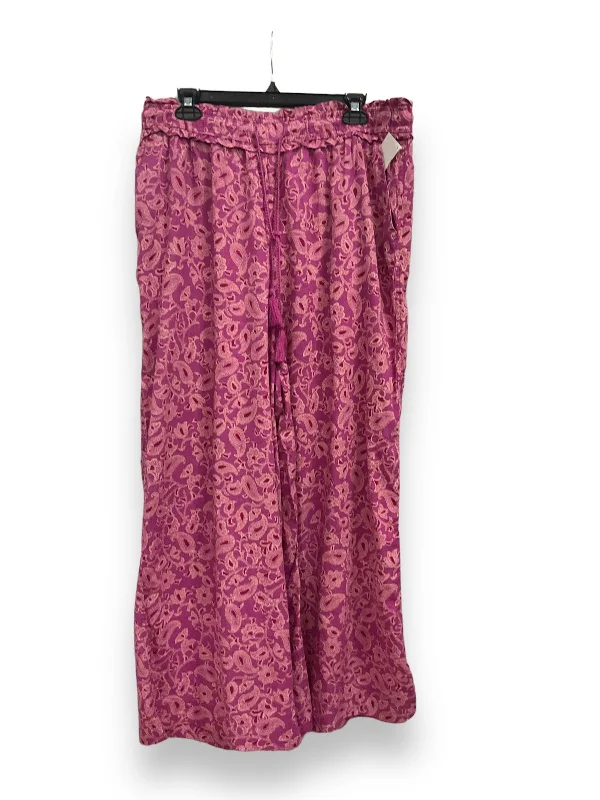 Soft velvet pants for cozy holiday outfits -Pants Lounge By Knox Rose  Size: L