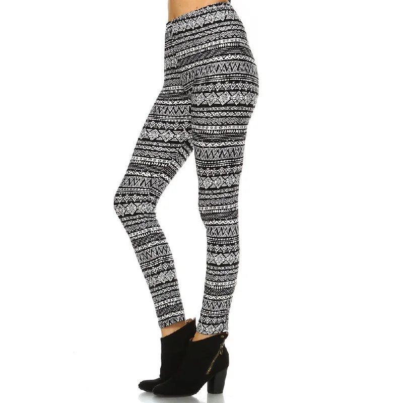 Tight trousers for women with belt loops and classic design for versatile look -Women's Black and White Polyester and Spandex One Size Printed Leggings