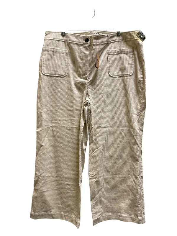 Breathable linen pants for hot summer days -Pants Cargo & Utility By Boden In Cream, Size: 20