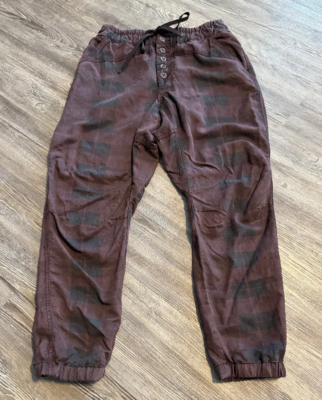 Waterproof hiking pants for rainy trail conditions -Pants Cargo & Utility By Anthropologie  Size: S