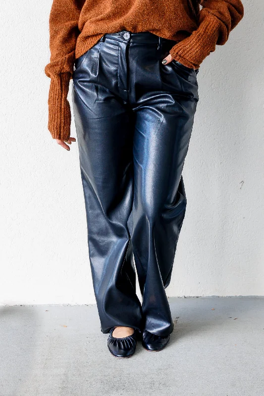 Casual twill pants for easygoing daily outfits -LILIA LEATHER PANTS