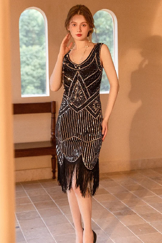 Capri Dresses for Playful -Sparkly Black Golden Sheath Sequins 1920s Flapper Dress with Fringe