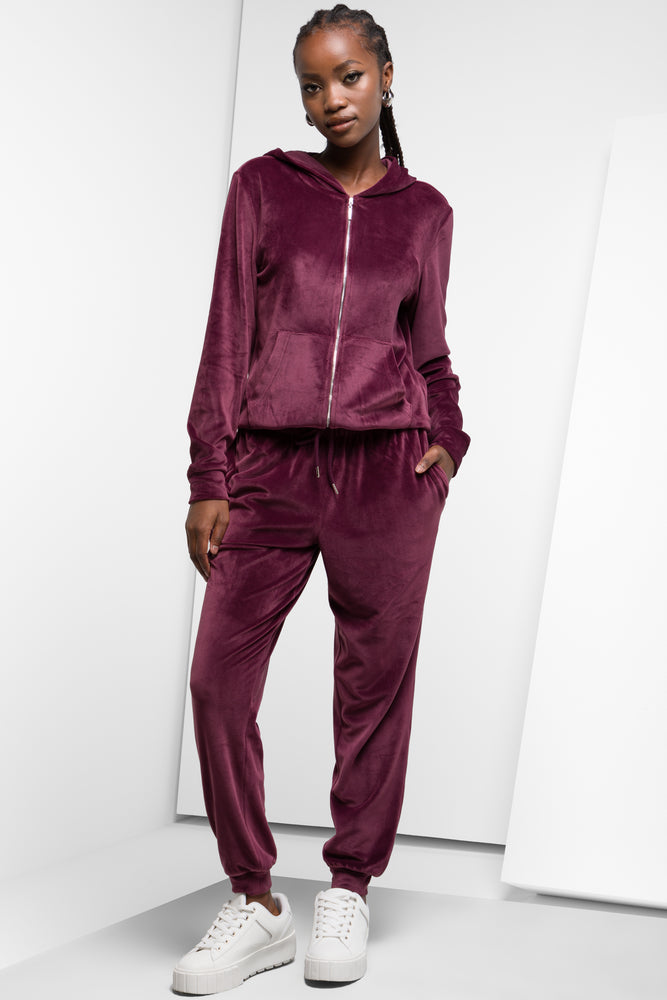 Pleated tight trousers for women with vintage-inspired design and modern twist -Jogger Trackpants Burgundy