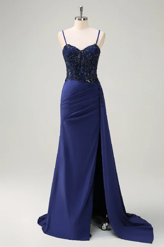 Sleeveless Dresses for Coolness -Navy Blue Mermaid Spaghetti Straps Ruched Streamer Long Prom Dress with Lace