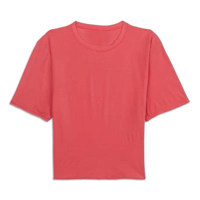 Push Back Blouses for Convenience -Wundermost Ultra-Soft Crewneck Cropped T-Shirt - Resale