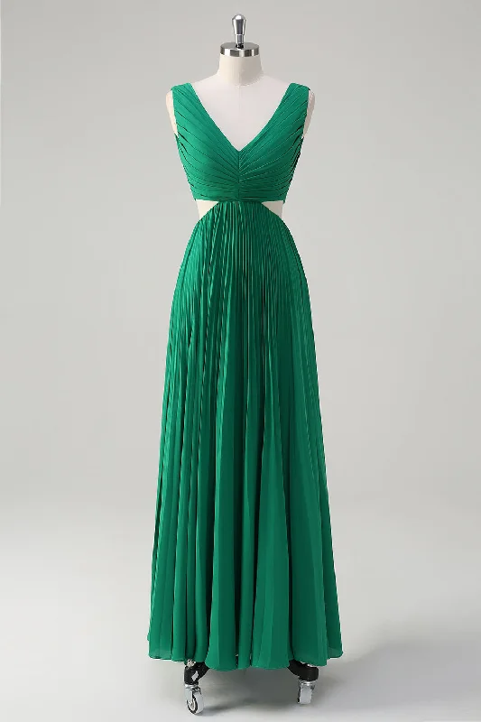 Striped Dresses for Fashionable -Green A-Line V Neck Ruched Chiffon Knee Length Bridesmaid Dress