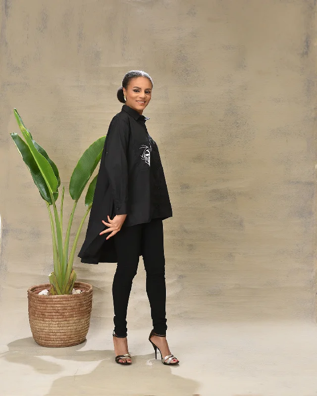 Casual Shirts for Everyday -Aimas Iyalaje blak Shirt with pocket detail and woman image