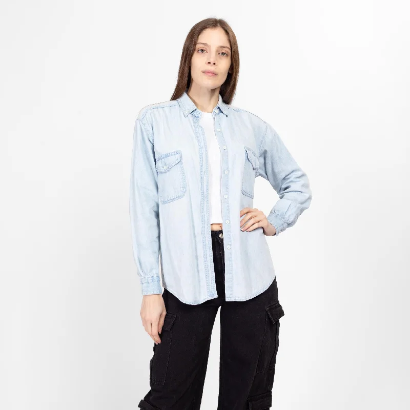 Flannel Shirts for Cozy -Small 90s Light Wash Chambray Pocket Shirt