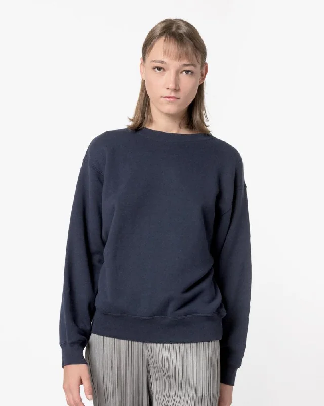 Ruffled Blouses for Girly -Crop Sweatshirt in Navy